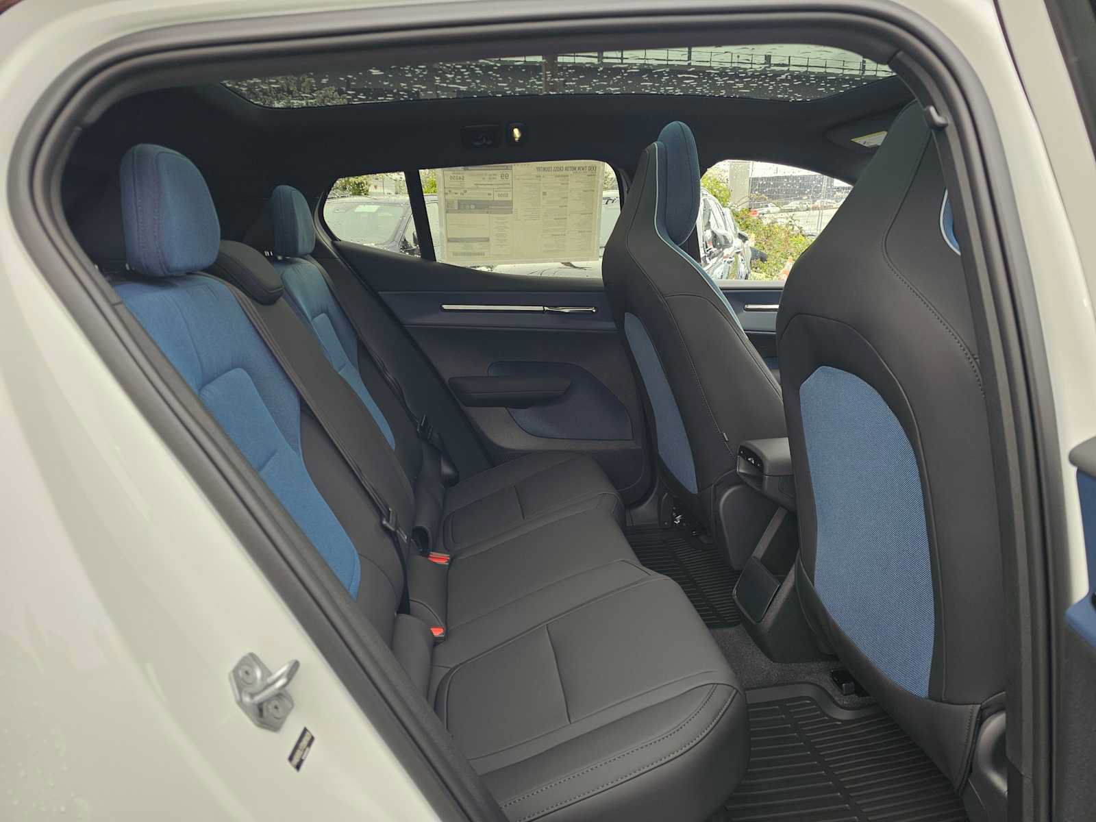 New 2026 Volvo EX30 Cross Country Ultra w/ Protection Package Premier AWD/4WD image 13