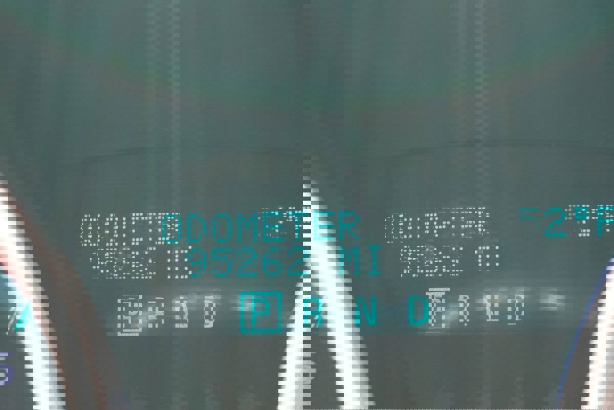 Used 2011 Chevrolet Traverse LT w/ Personal Connectivity Package image 29