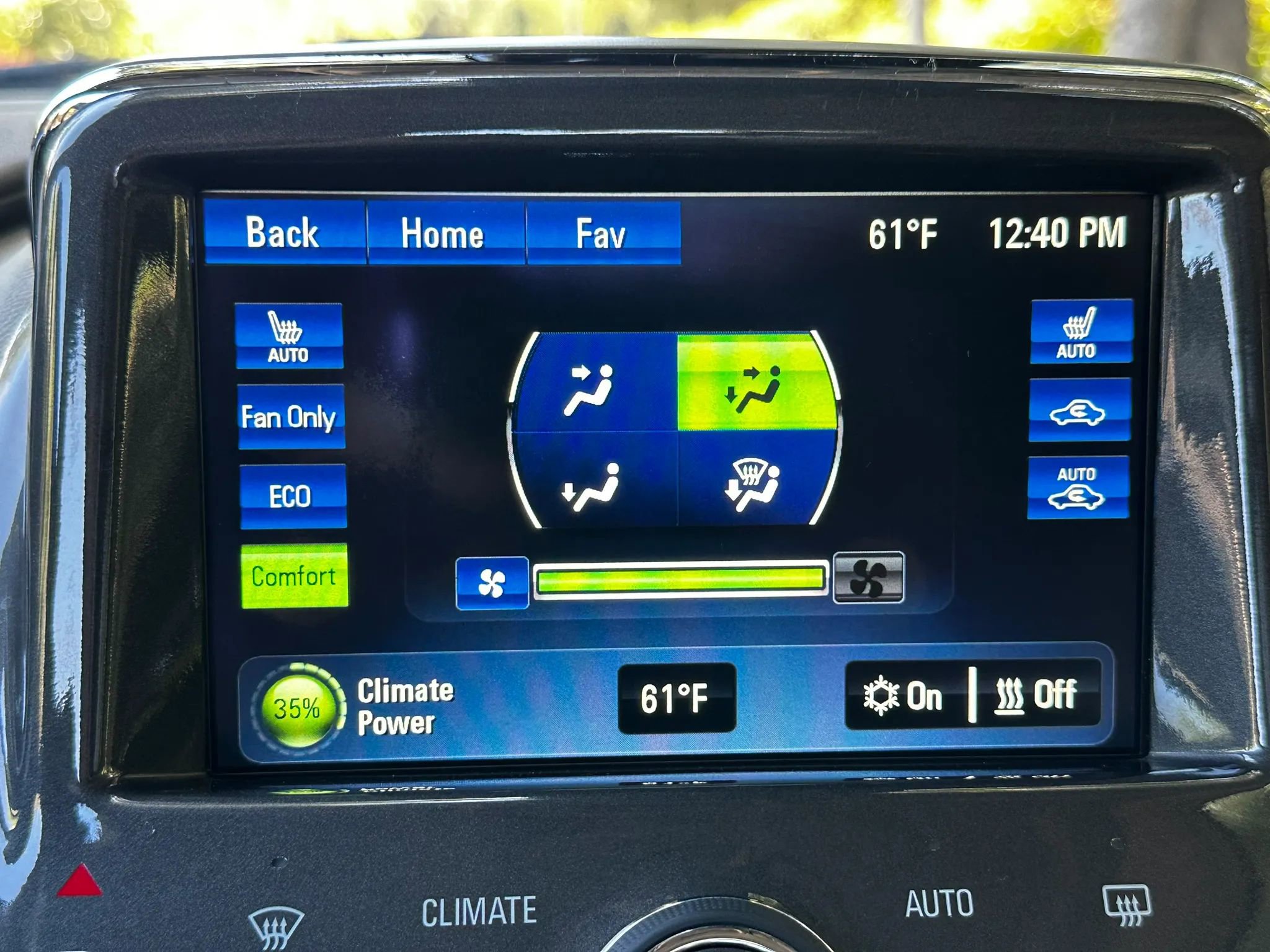 Used 2013 Chevrolet Volt Premium w/ Premium Trim Package FWD image 42