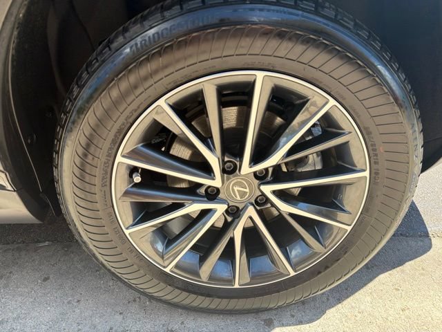 Used 2024 Lexus NX 350h AWD w/ Vision Package image 38