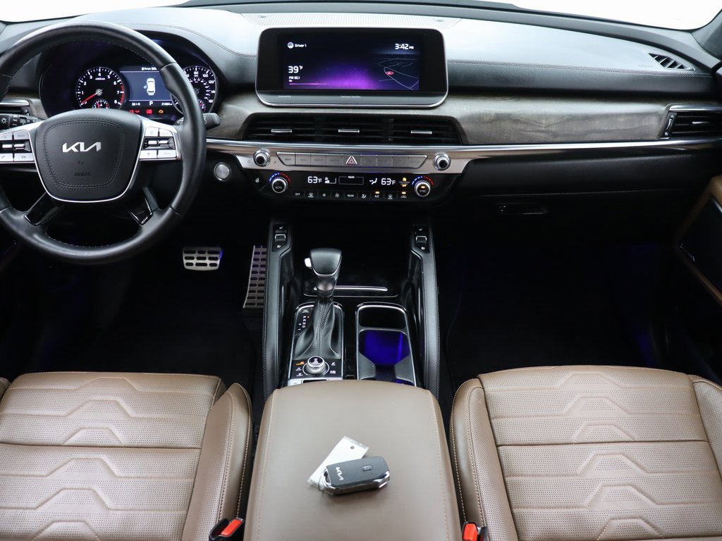 Used 2022 Kia Telluride SX w/ SX Prestige Package image 18