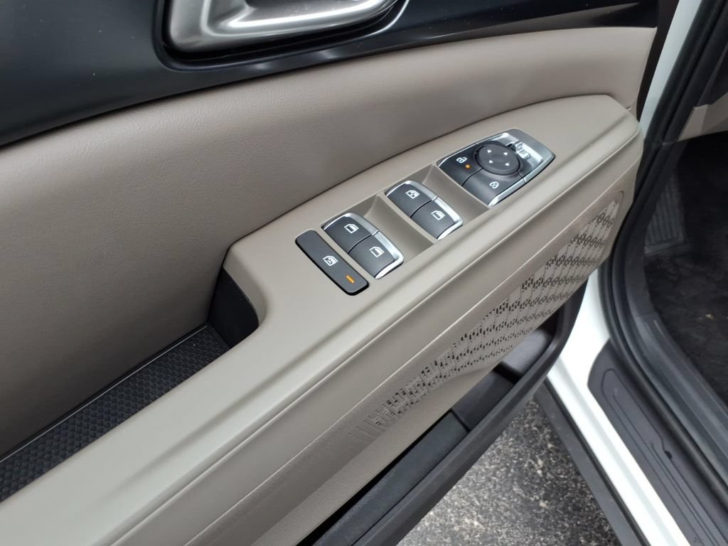 New 2026 Kia Carnival LXS FWD image 13