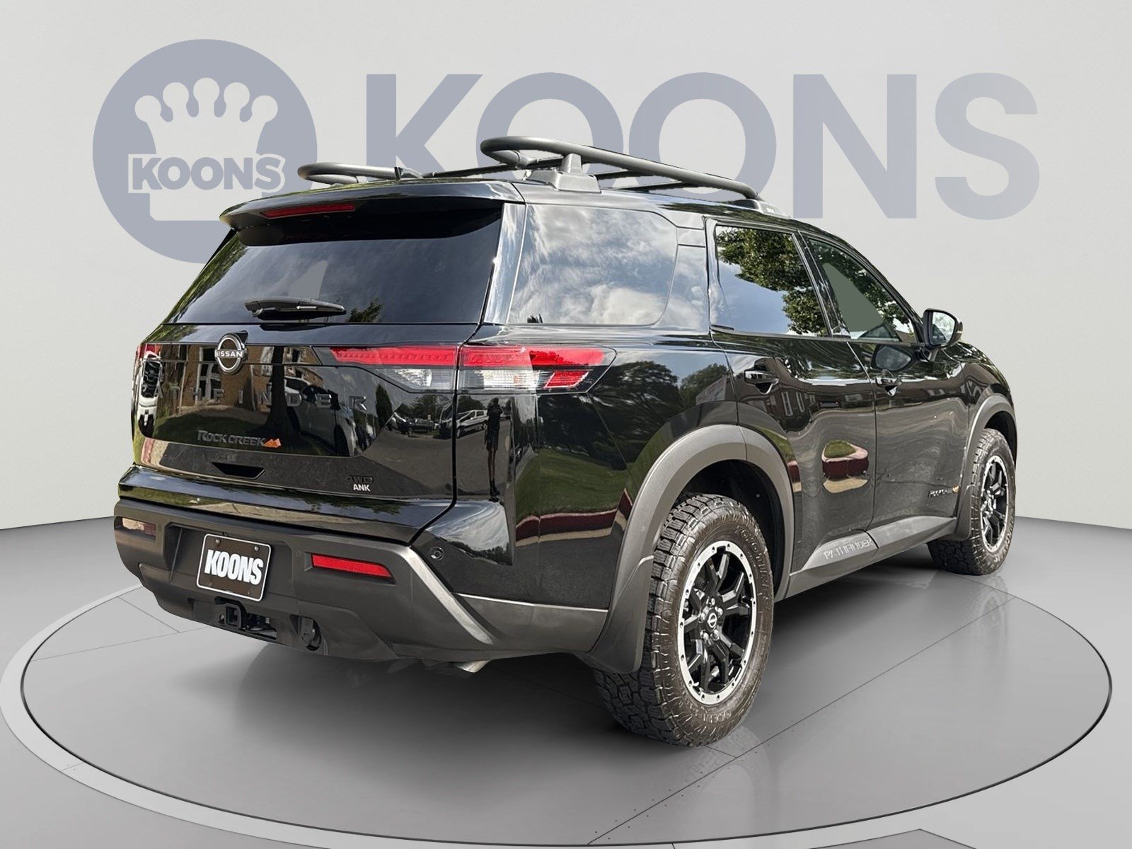 Used 2024 Nissan Pathfinder Rock Creek AWD/4WD image 7