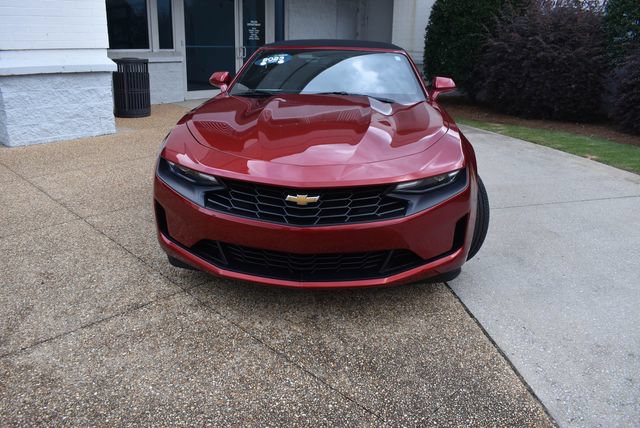 Used 2023 Chevrolet Camaro LT w/ Technology Package RWD image 3