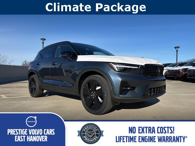 New 2026 Volvo XC40 B5 Ultra w/ Climate Package