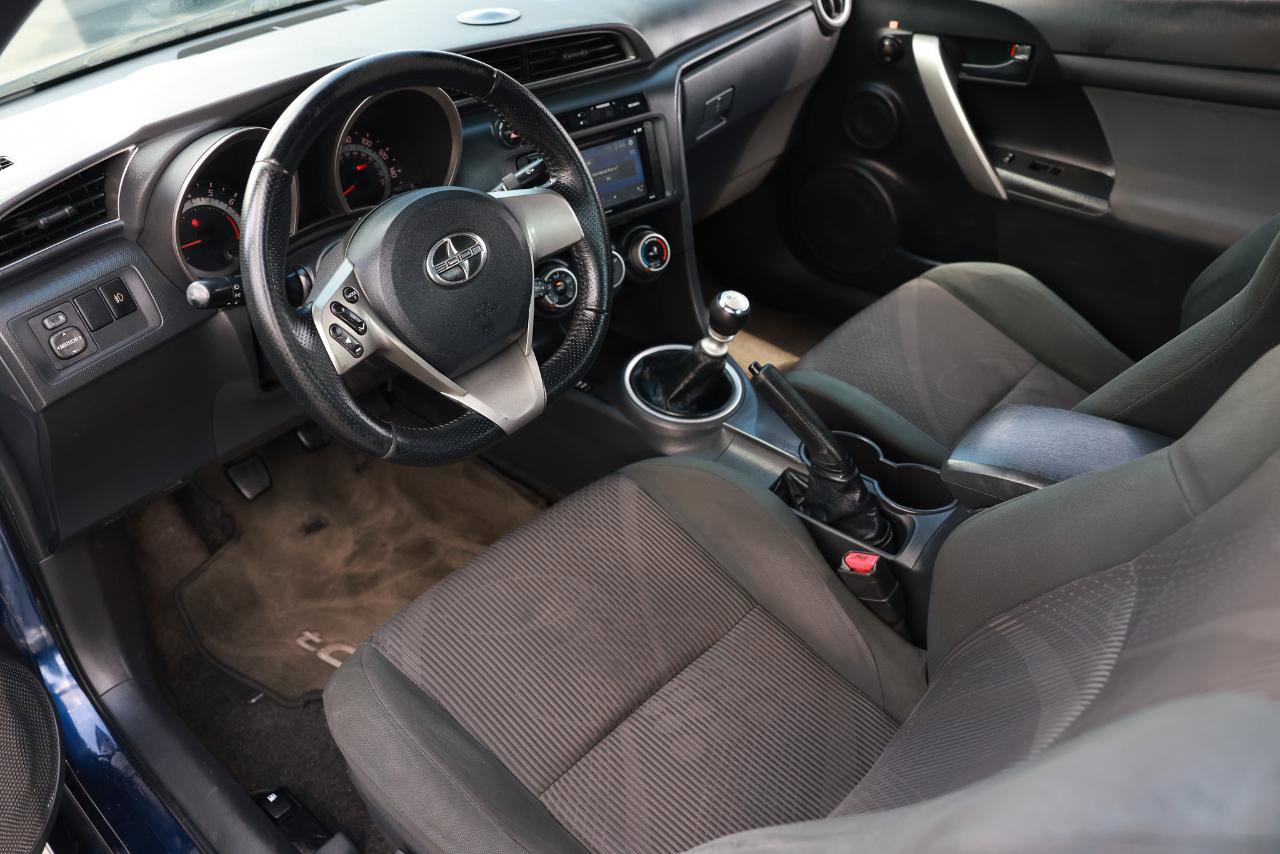 Used 2011 Scion tC image 4