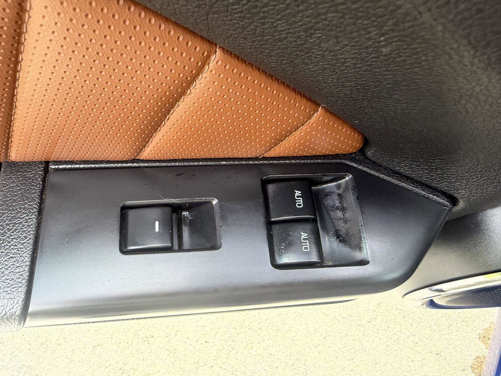 Used 2014 Ford Mustang Premium w/ Equipment Group 202A RWD image 13