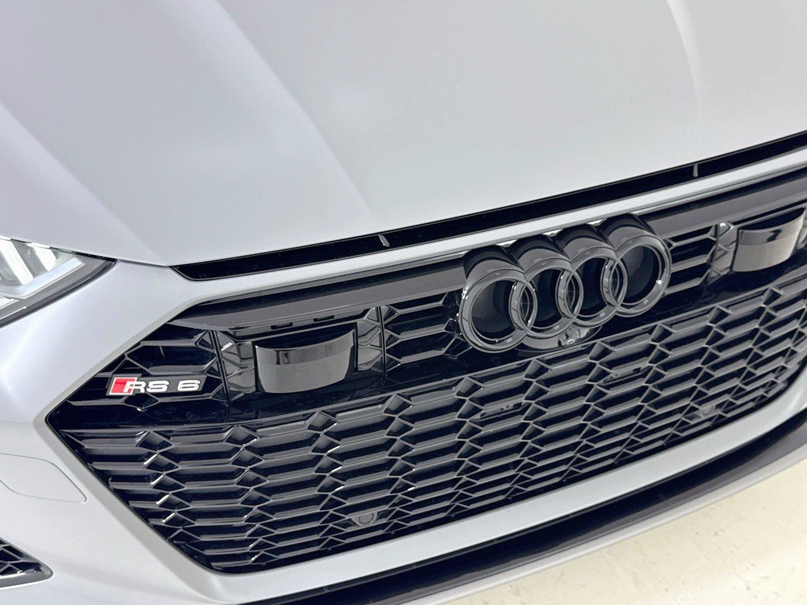 Used 2024 Audi RS 6 performance AWD/4WD image 37