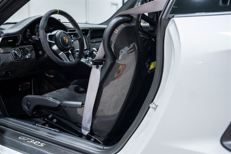 Used 2016 Porsche 911 GT3 RS RWD image 21