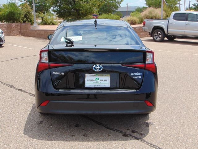 Used 2022 Toyota Prius FWD image 5
