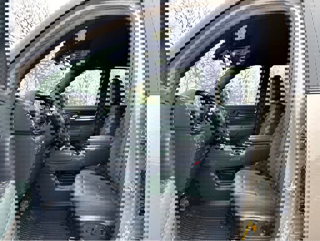 New 2026 GMC Terrain AT4 w/ Convenience Package III image 8