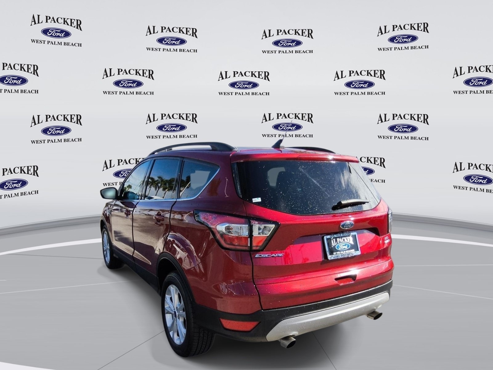 Used 2018 Ford Escape SEL w/ Canadian Touring Package AWD/4WD image 4