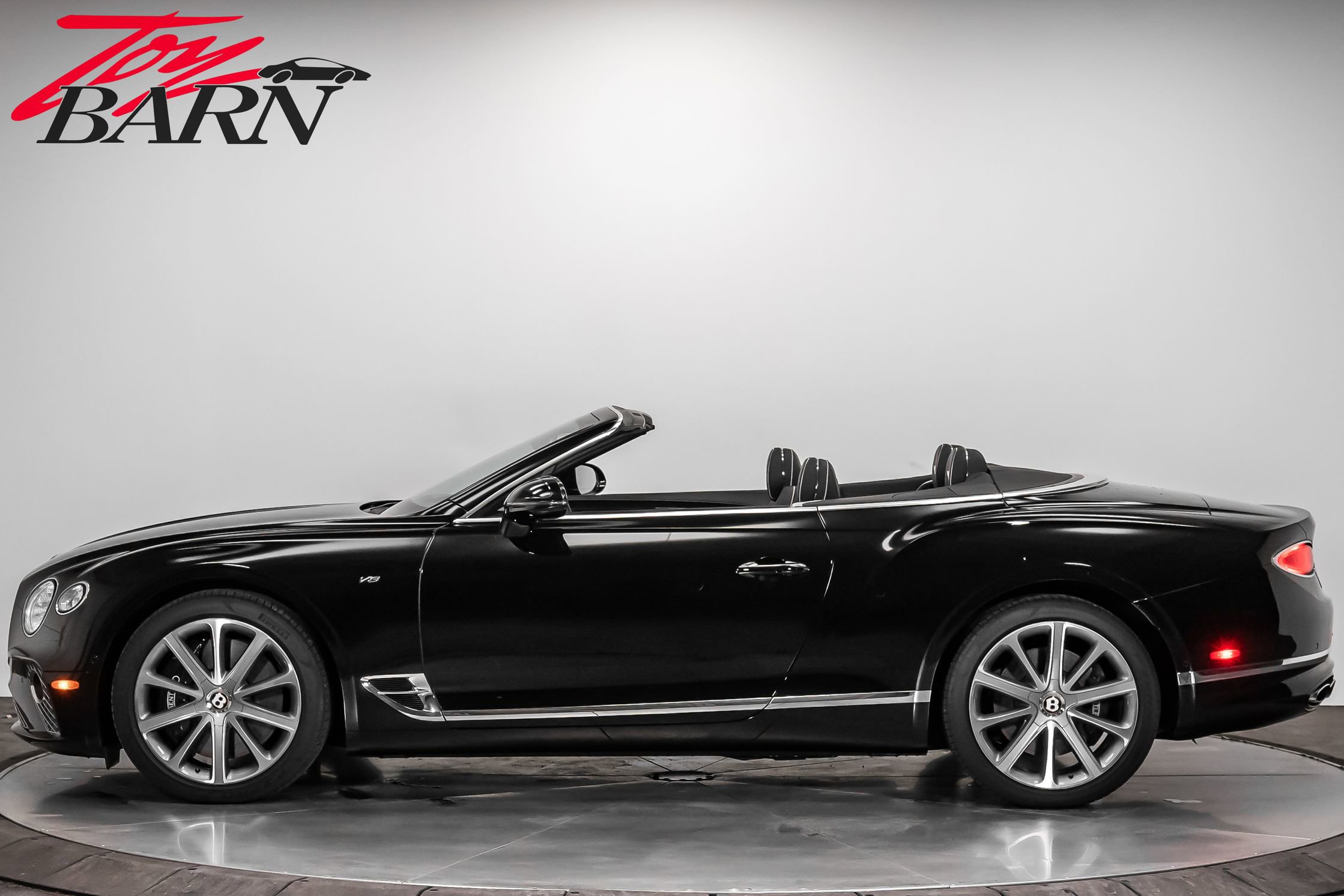 Used 2020 Bentley Continental GT image 2