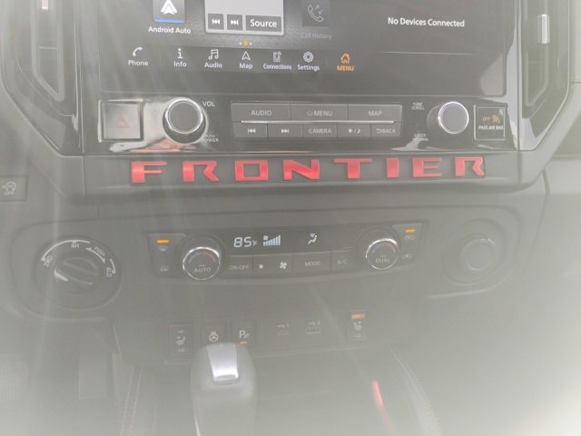 Used 2025 Nissan Frontier PRO-4X w/ Pro Premium Package image 18