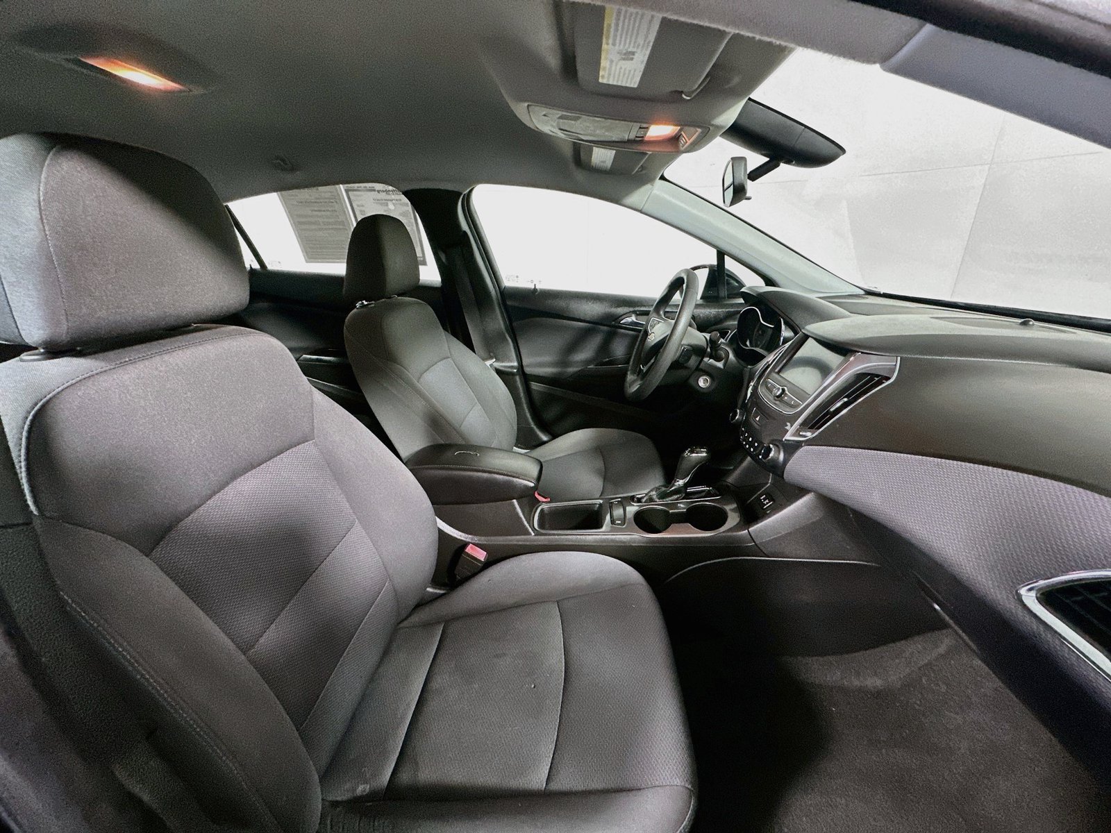 Used 2019 Chevrolet Cruze LT w/ LT Fleet Convenience Package FWD image 25