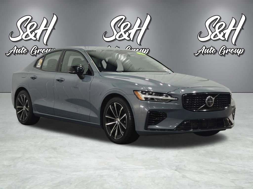 Used 2023 Volvo S60 T8 Plus AWD/4WD image 2