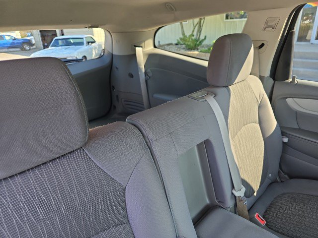 Used 2013 Chevrolet Traverse LS FWD image 34