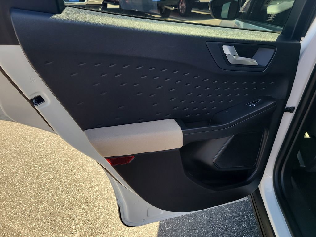 Used 2020 Ford Escape SE FWD image 8