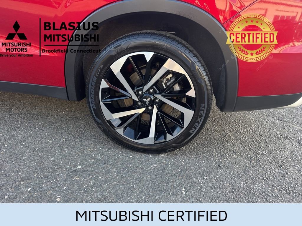 Used 2023 Mitsubishi Outlander 4WD Plug-In Hybrid image 16