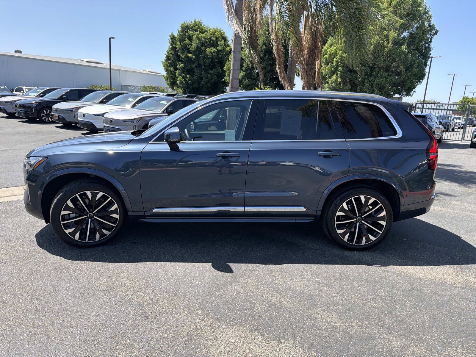 Used 2026 Volvo XC90 B6 Plus w/ Protection Package Premier AWD/4WD image 8