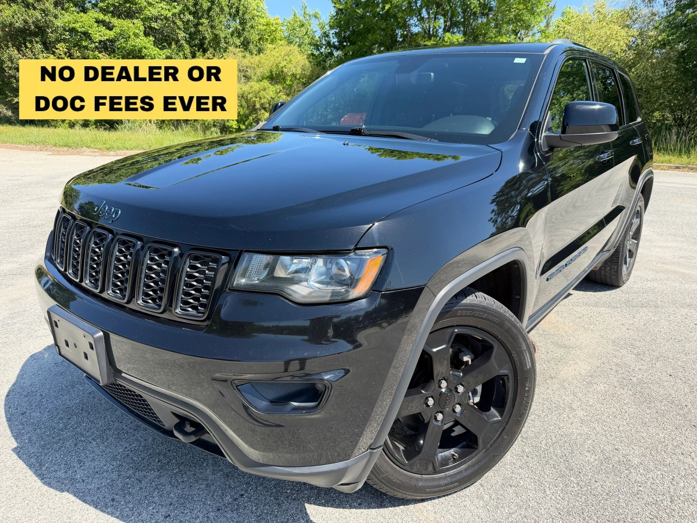 Used 2019 Jeep Grand Cherokee Laredo AWD/4WD video 1