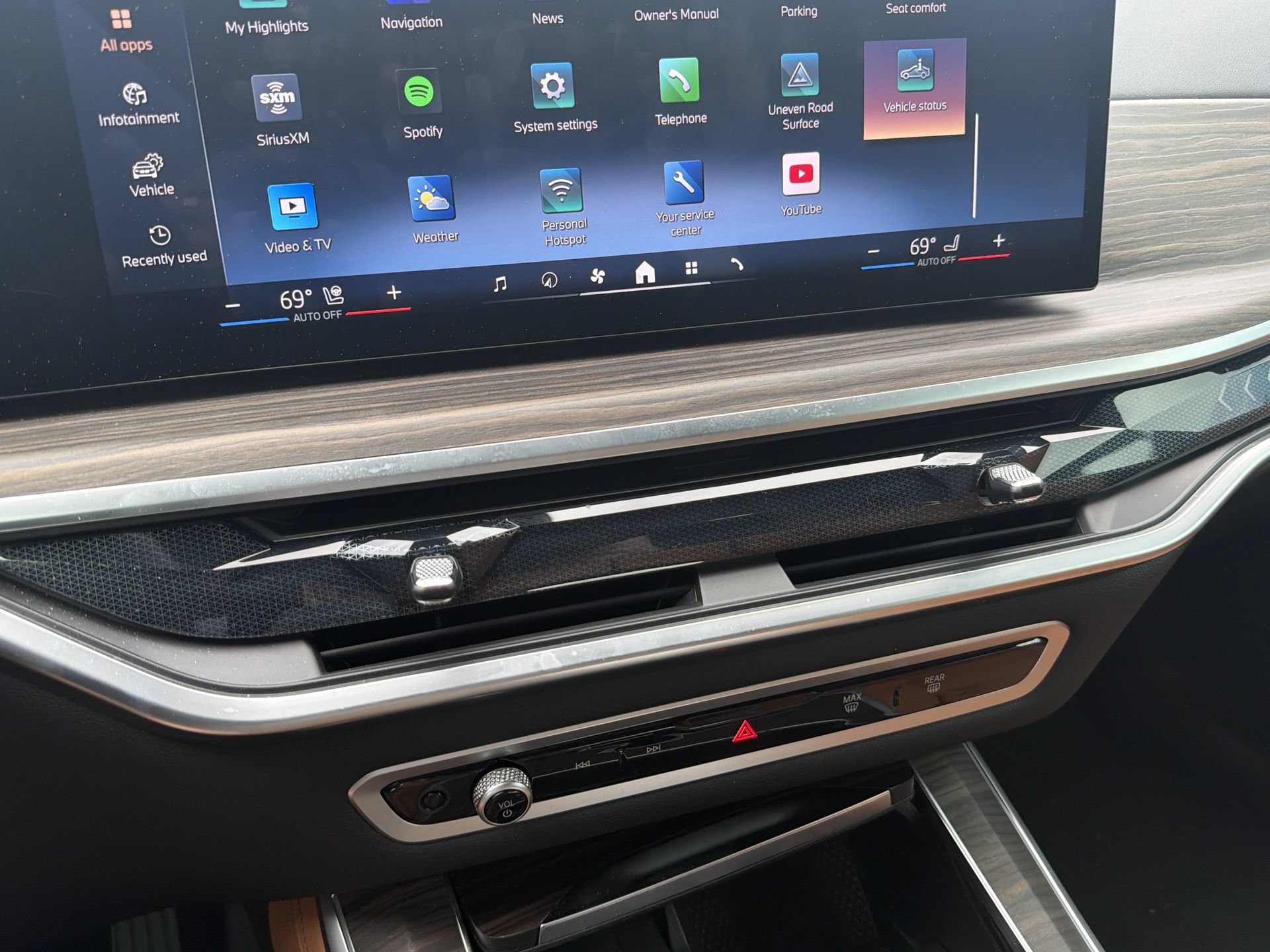 New 2026 BMW X5 xDrive40i AWD/4WD image 32