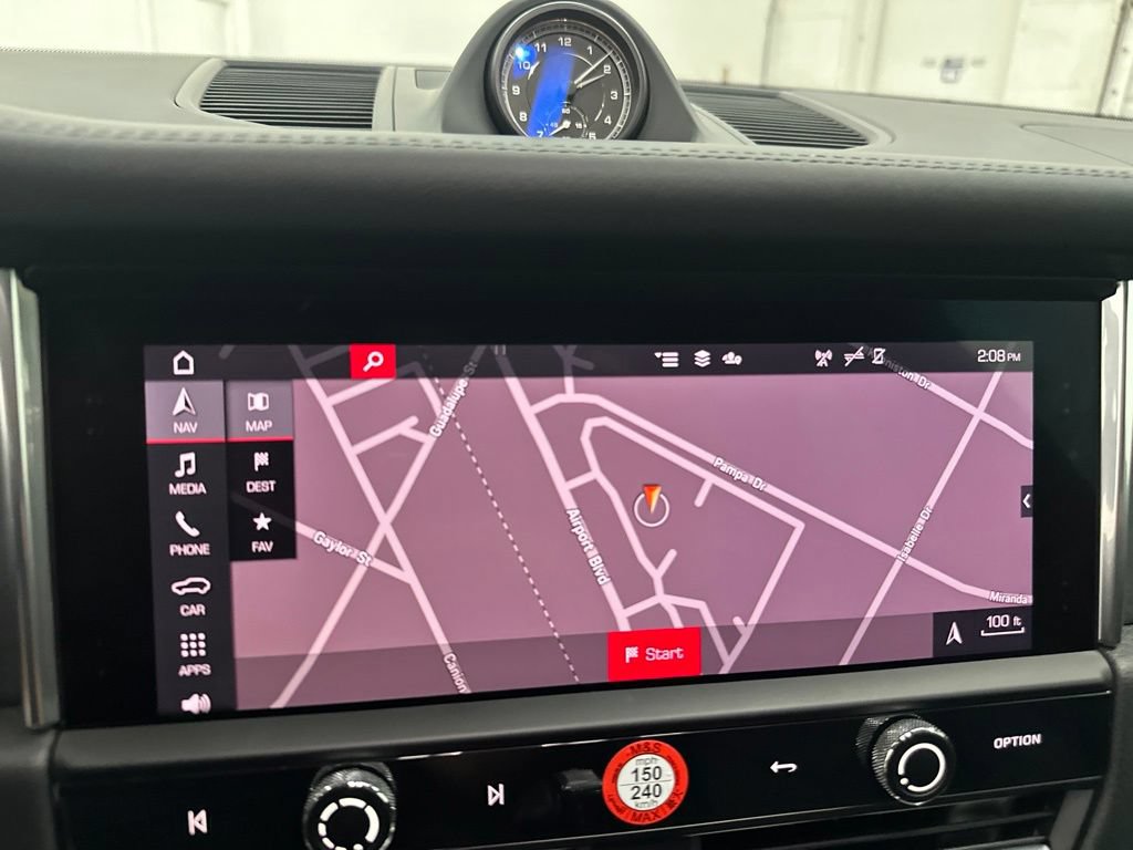 Used 2025 Porsche Macan GTS AWD/4WD image 18