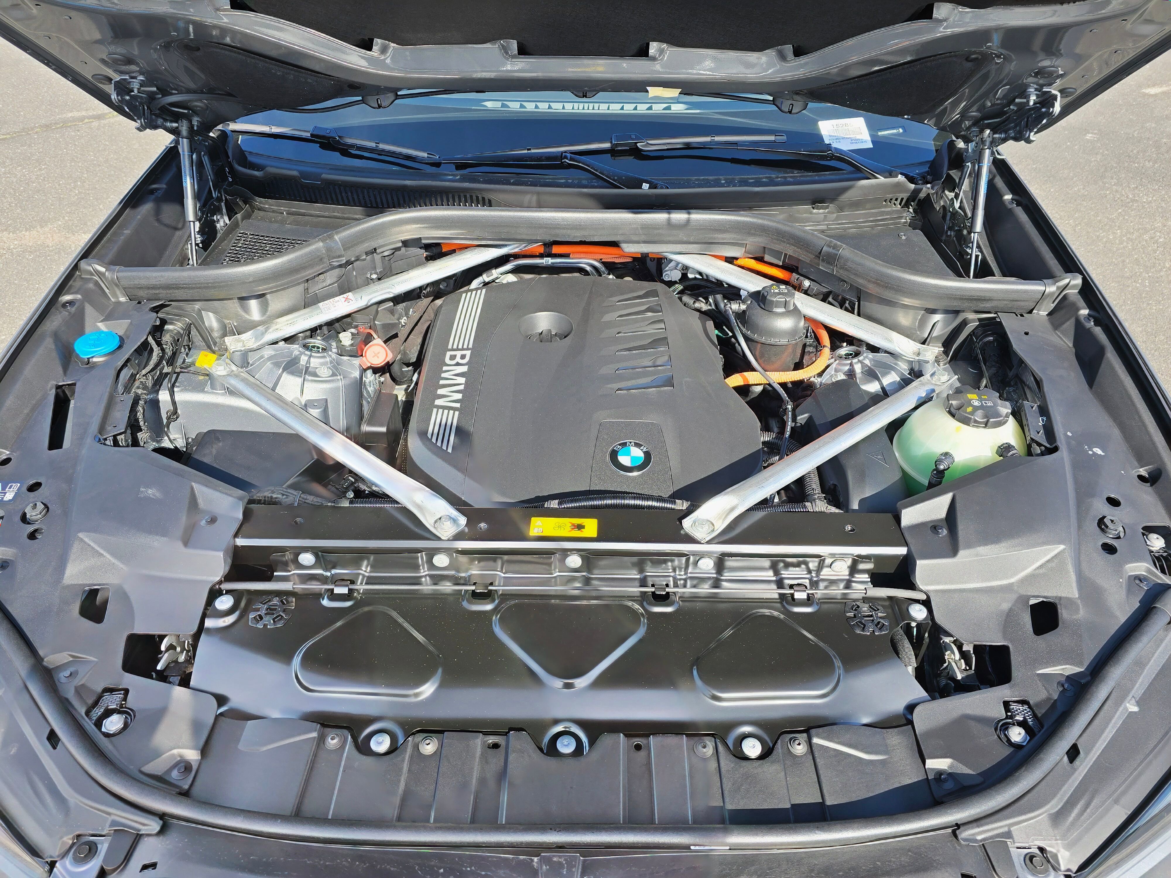 New 2026 BMW X5 xDrive50e w/ Executive Package image 39