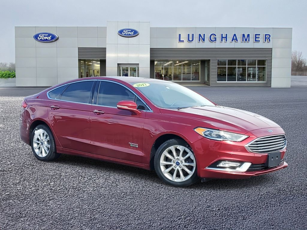 Used 2017 Ford Fusion Energi SE image 1