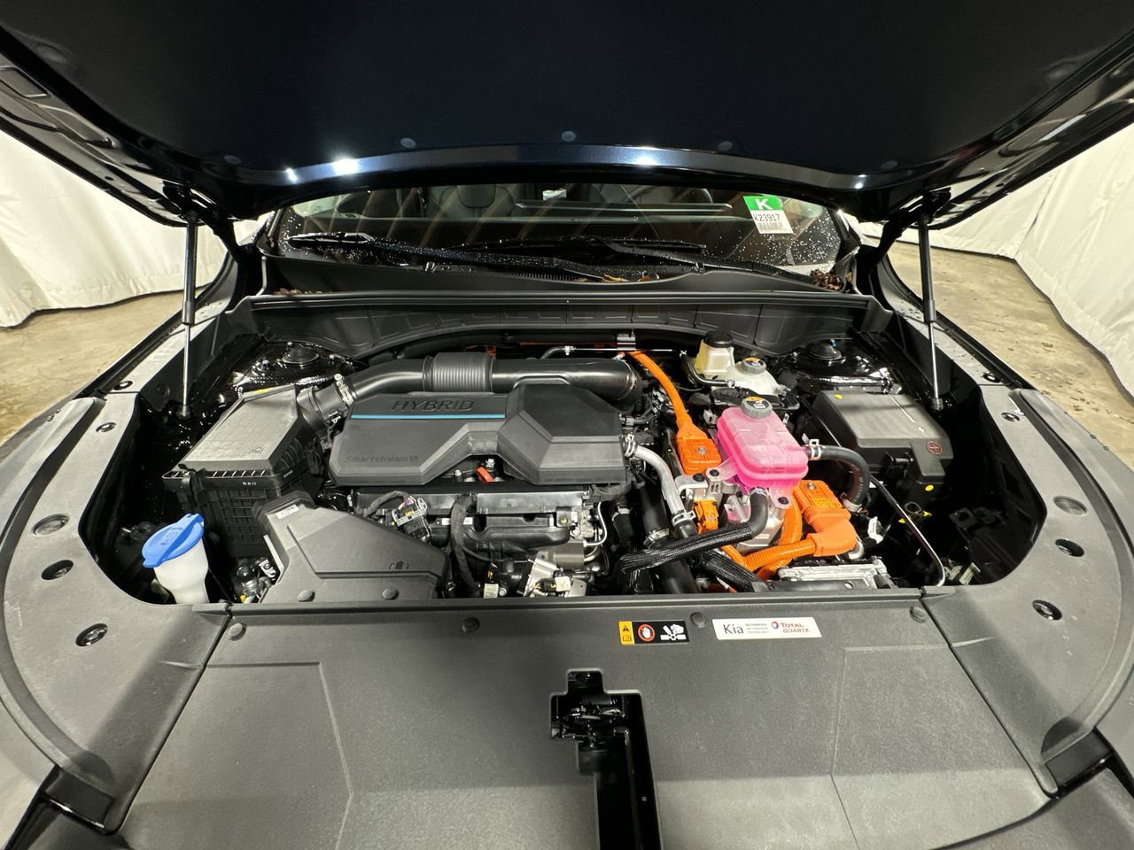 Certified 2025 Kia Sorento EX w/ EX Panoramic Sunroof Package AWD/4WD image 30