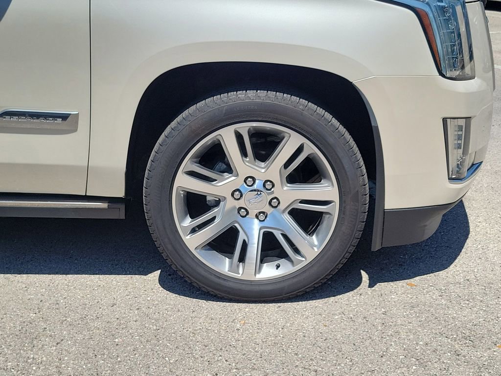 Used 2015 Cadillac Escalade ESV Premium RWD image 11