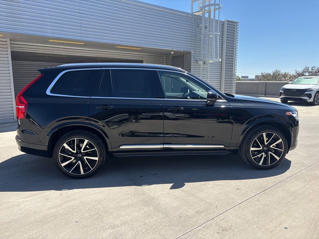 Used 2025 Volvo XC90 B5 Plus w/ Protection Package Premier image 4