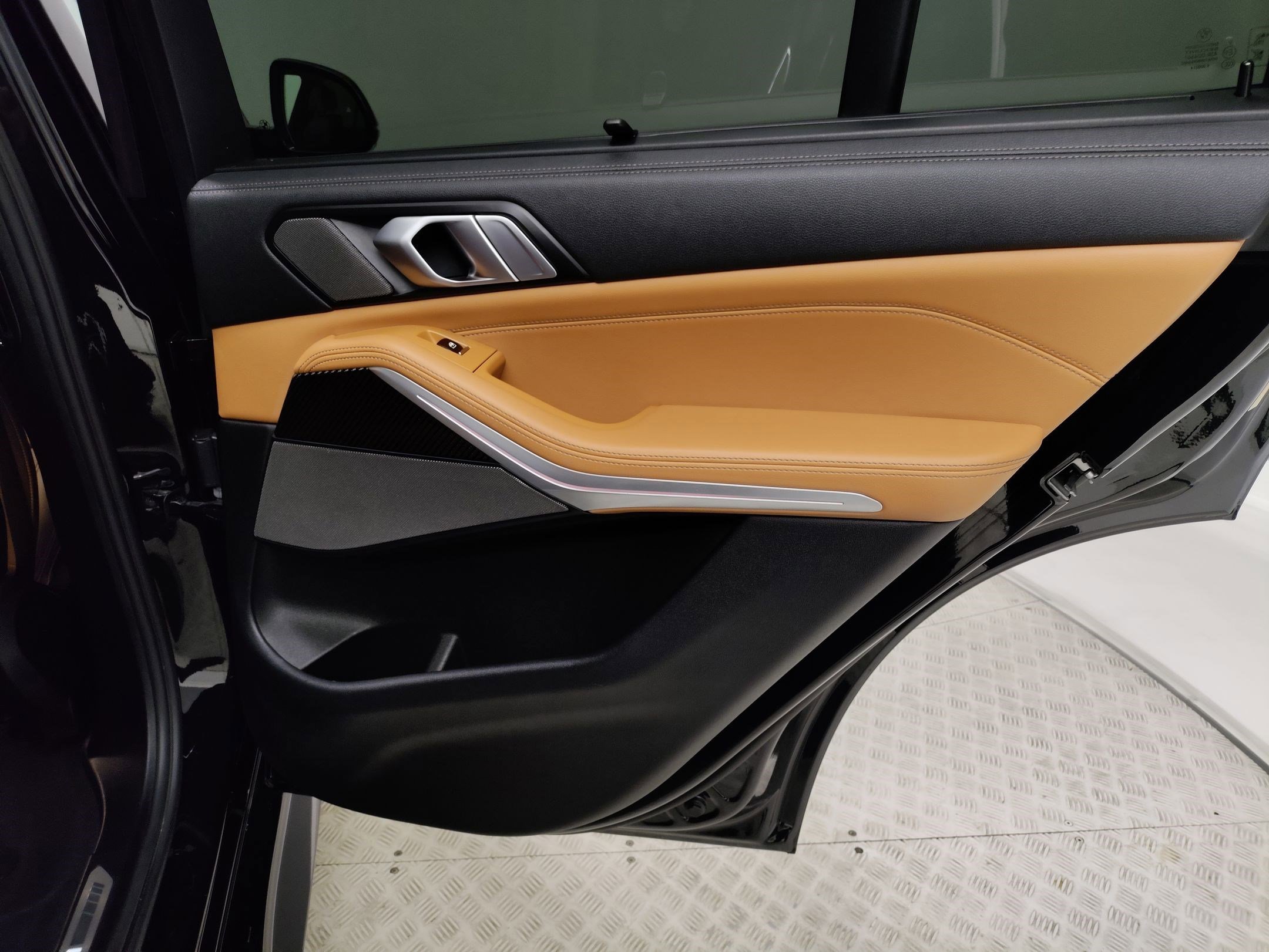 Certified 2023 BMW X5 M50i w/ Executive Package image 31