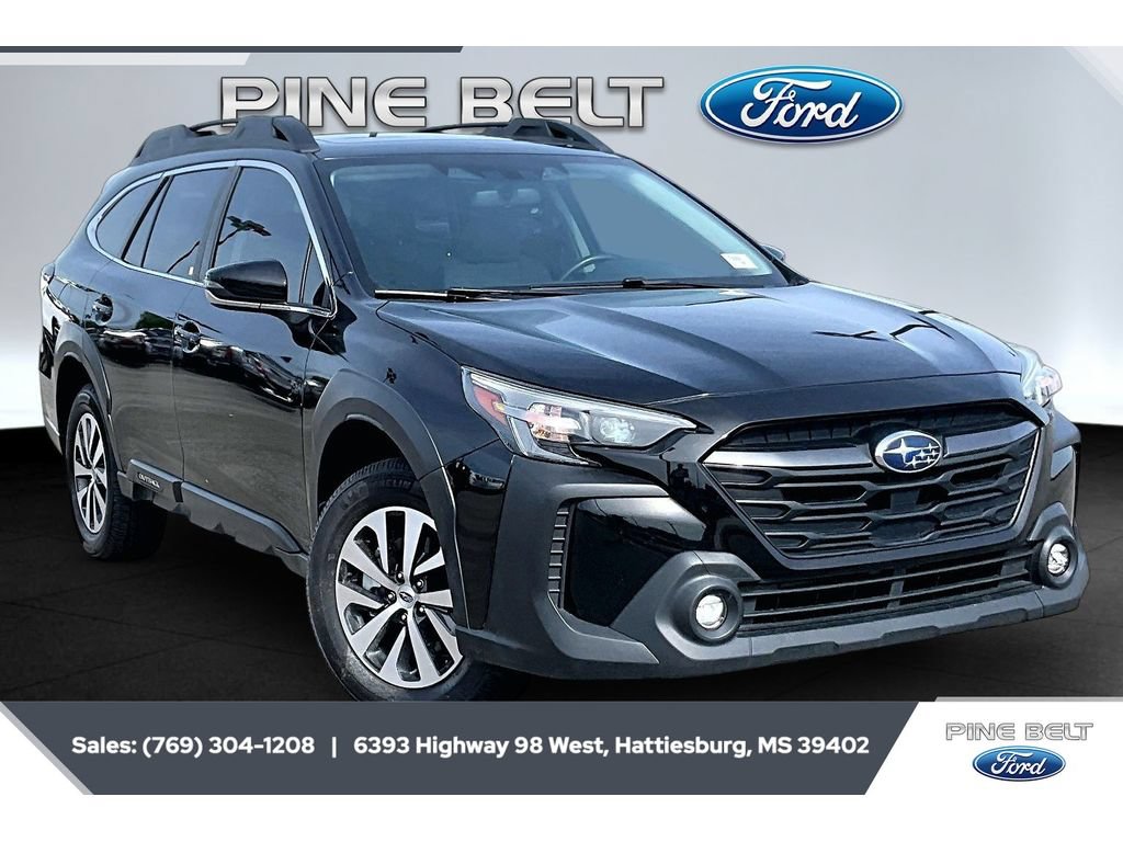Used 2023 Subaru Outback Premium AWD/4WD image 1