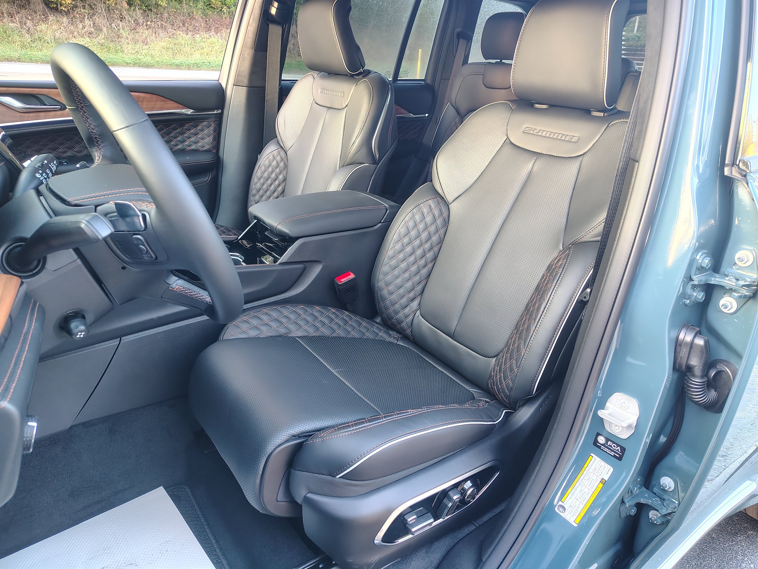 New 2027 Jeep Grand Cherokee Summit AWD/4WD image 21