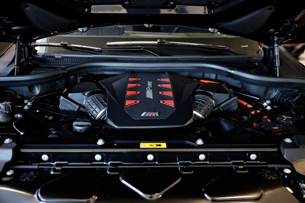 New 2026 BMW XM Label Red image 32