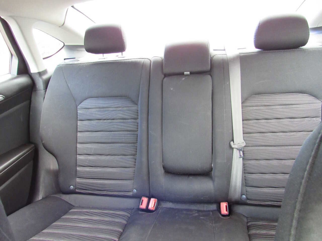 Used 2016 Ford Fusion SE image 14