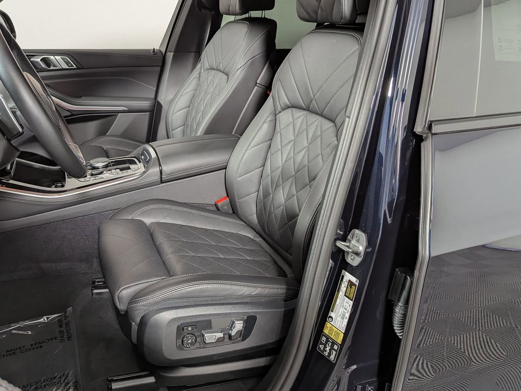 Certified 2024 BMW X5 xDrive40i w/ M Sport Package image 21