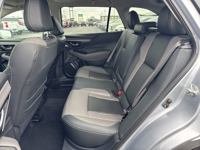 Used 2025 Subaru Outback Onyx Edition AWD/4WD image 22