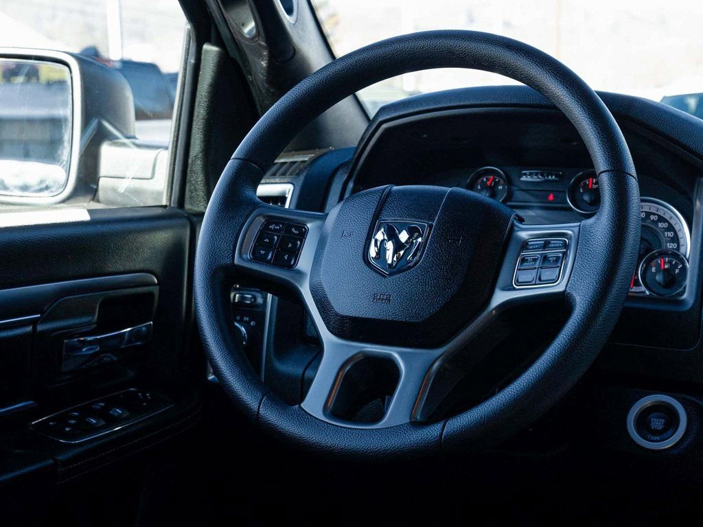 Used 2022 RAM 1500 Classic Warlock w/ Electronics Group AWD/4WD image 24