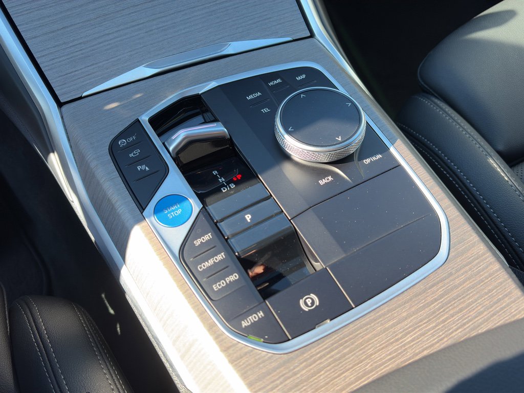 Used 2025 BMW i4 xDrive40i image 46