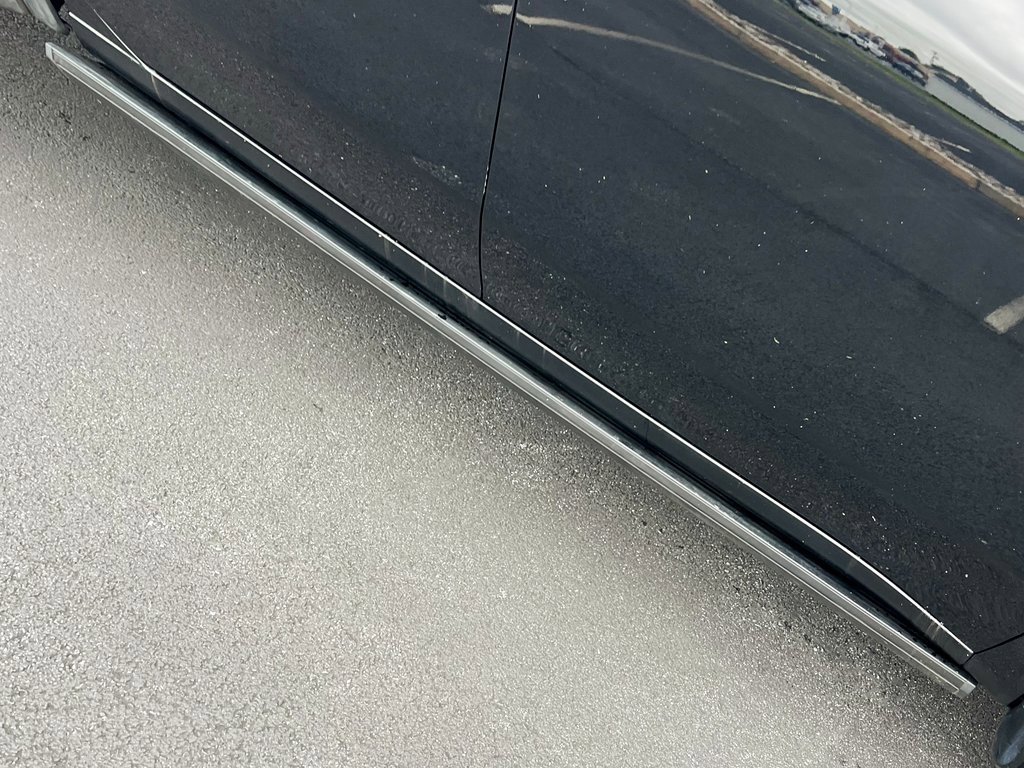 Used 2024 GMC Sierra 3500 Denali Ultimate image 21