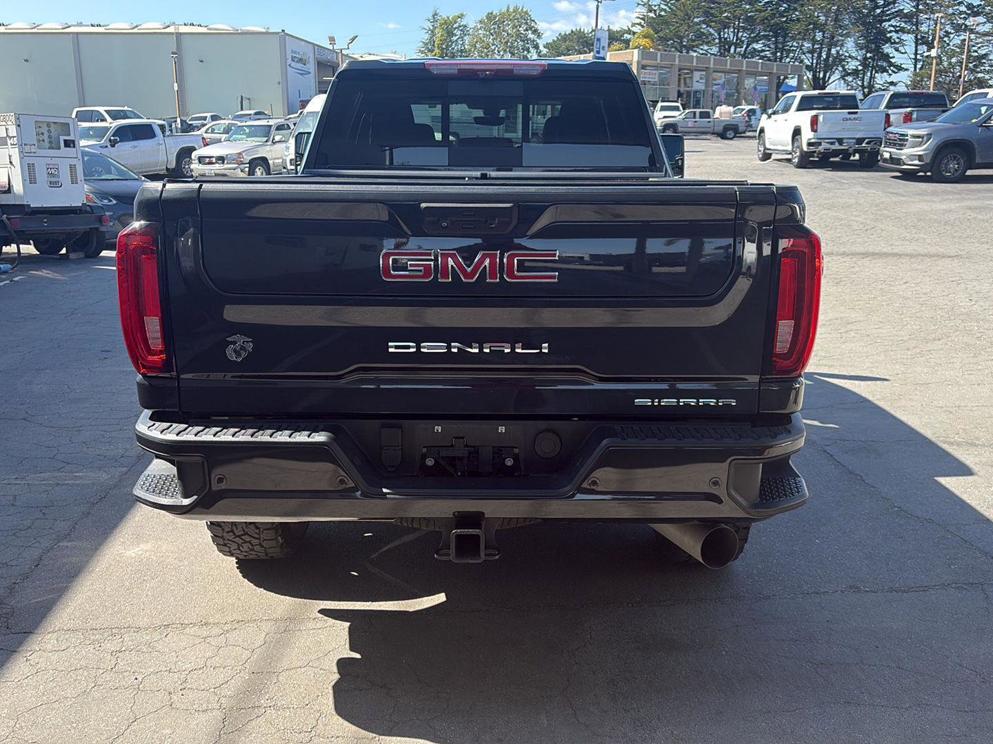 Used 2020 GMC Sierra 3500 Denali w/ Denali Ultimate Package AWD/4WD image 4