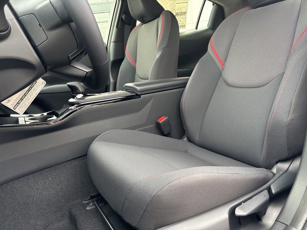 New 2026 Toyota Prius SE image 12