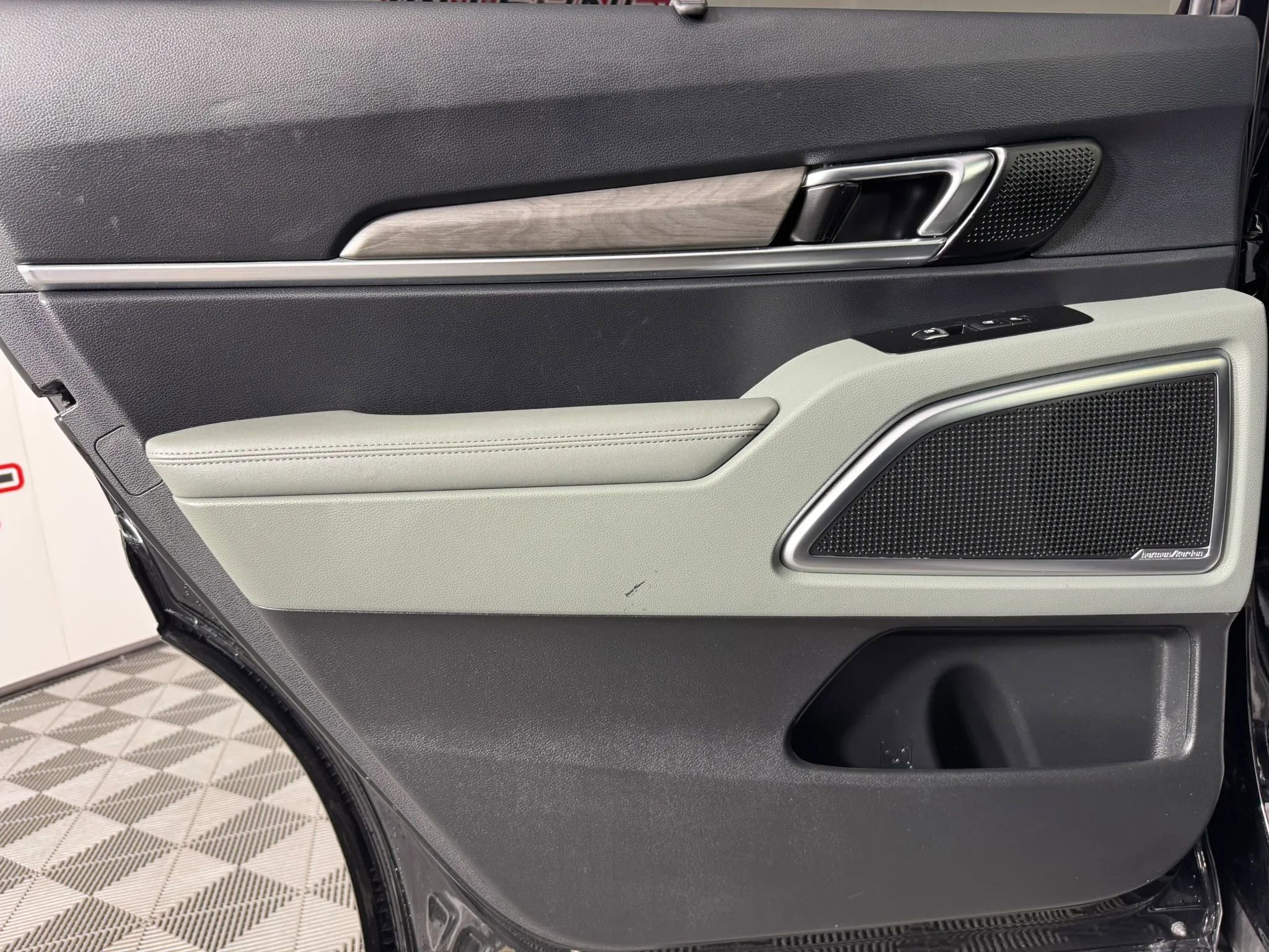 Used 2023 Kia Telluride SX Prestige X-Pro AWD/4WD image 49