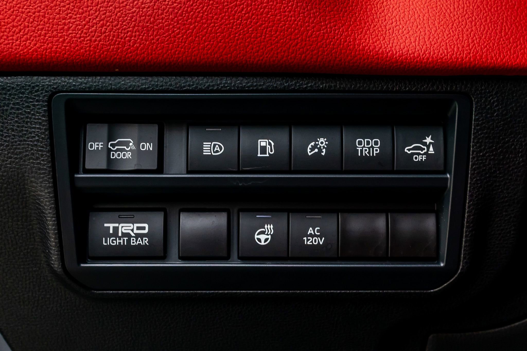 Used 2025 Toyota Sequoia TRD Pro AWD/4WD image 22