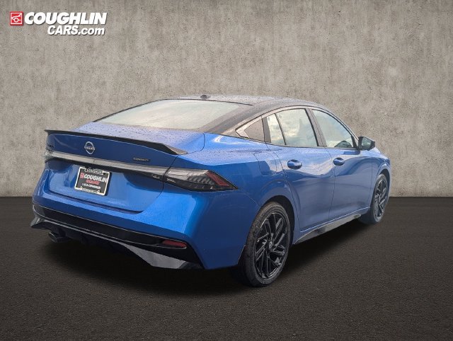 New 2027 Nissan Sentra SR w/ SR Premium Package FWD image 8