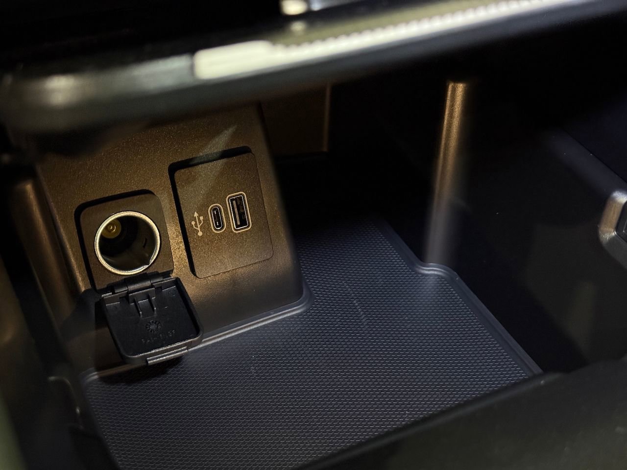 New 2026 Ford Explorer Active w/ Active Comfort Package image 32