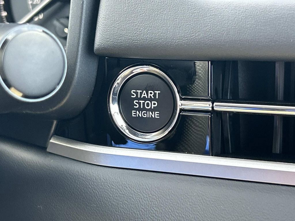 New 2026 Mitsubishi Outlander ES FWD image 28