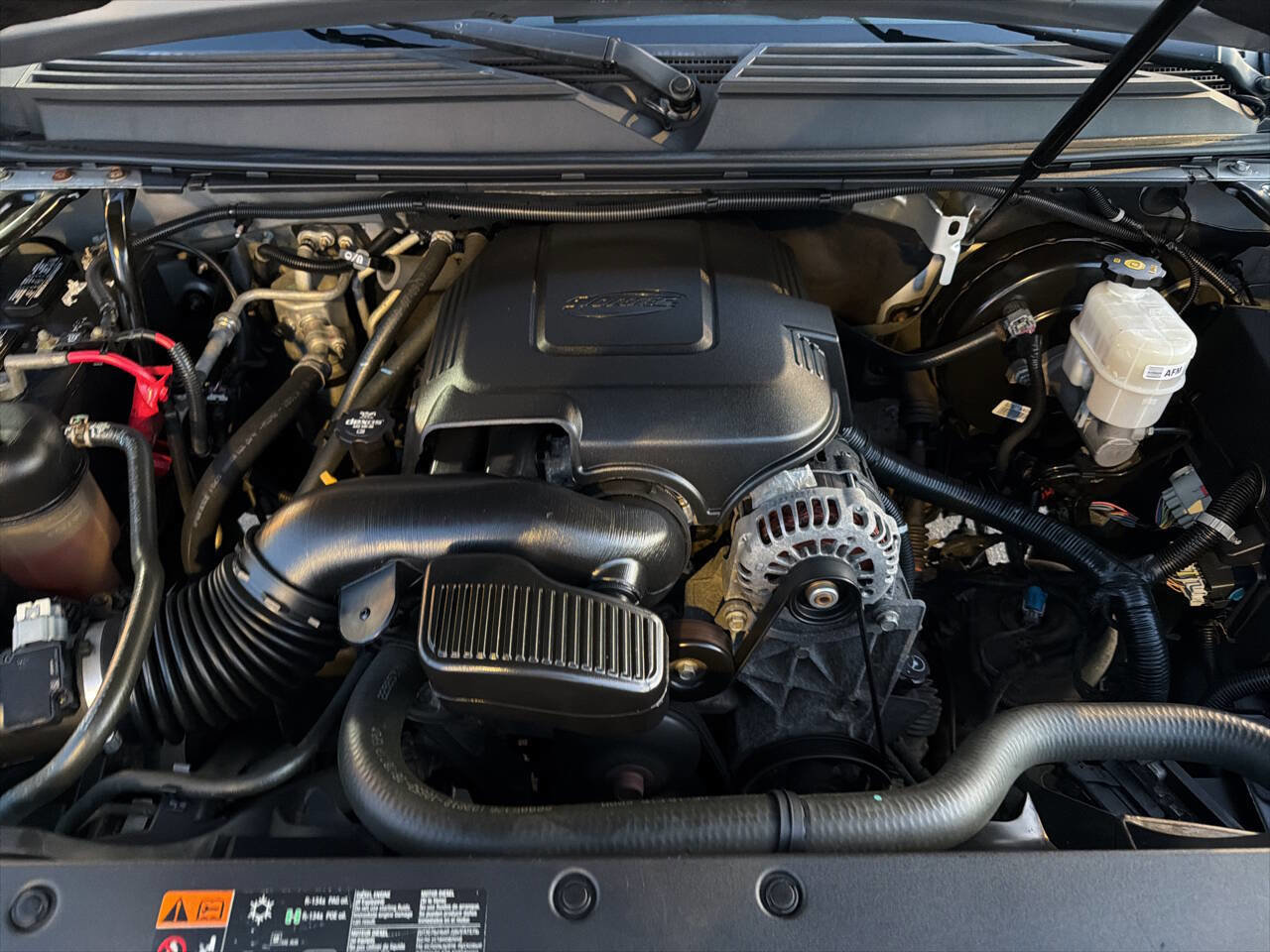 Used 2013 Chevrolet Suburban LTZ image 14